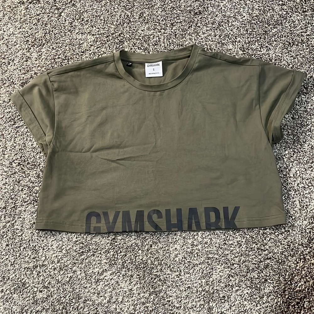 Small Gymshark Crop Top